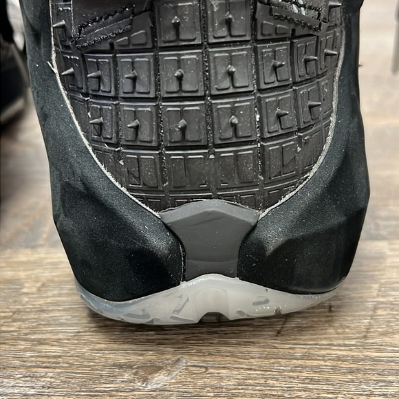 Nike LeBron XII EXT RC QS Black Chrome Basketball Sneakers – Men’s Size 11.5 main image 14